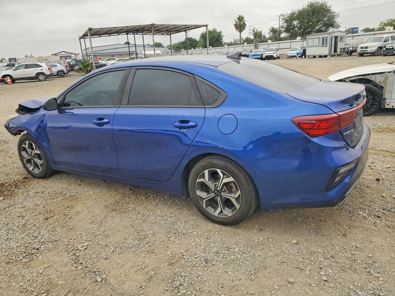 2020 Kia Forte Lxs - Image 2