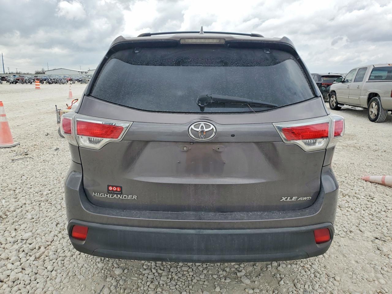 2016 Toyota Highlander Xle - Фото 6