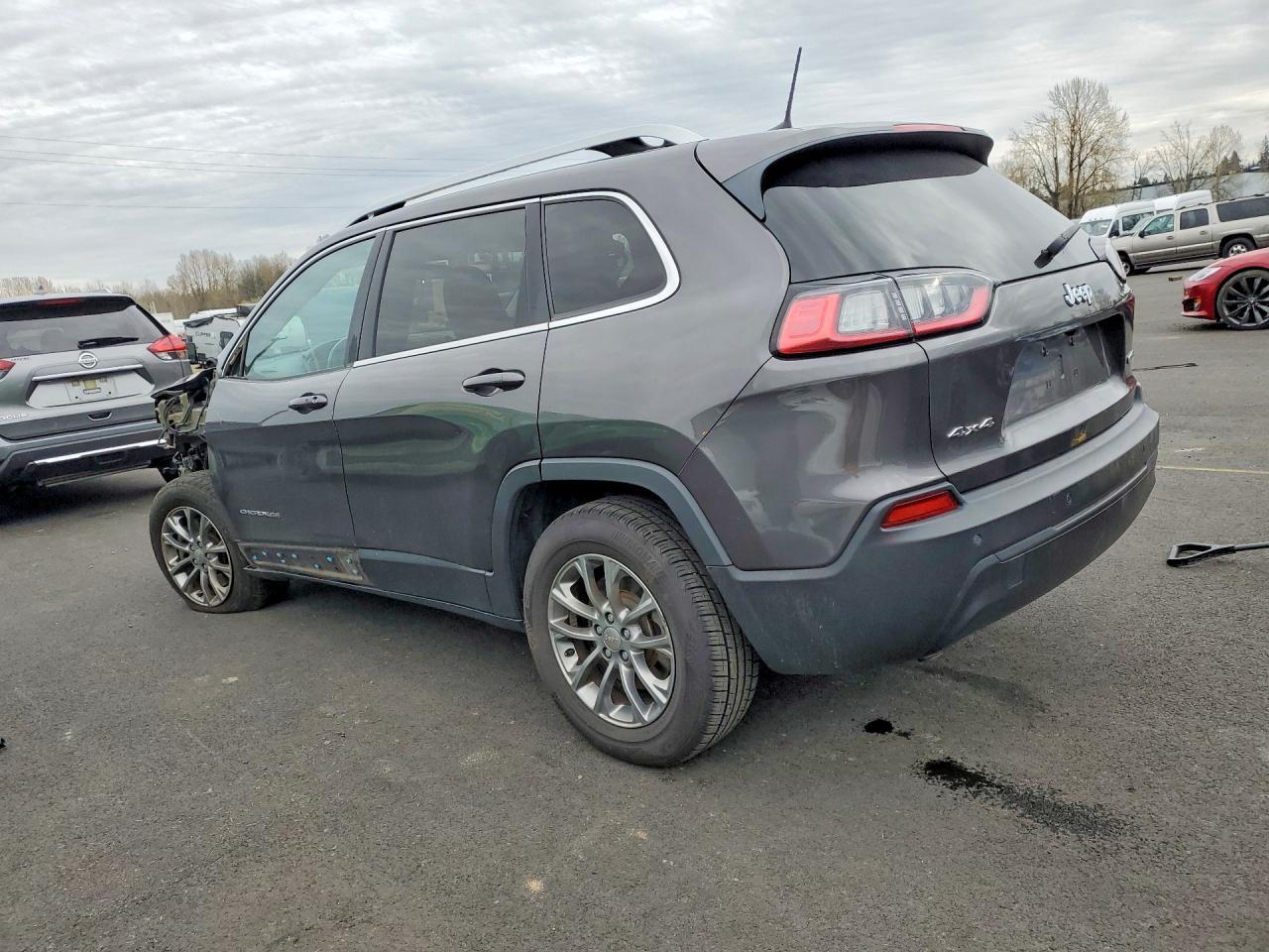 2019 Jeep Cherokee Latitude Plus - Image 2