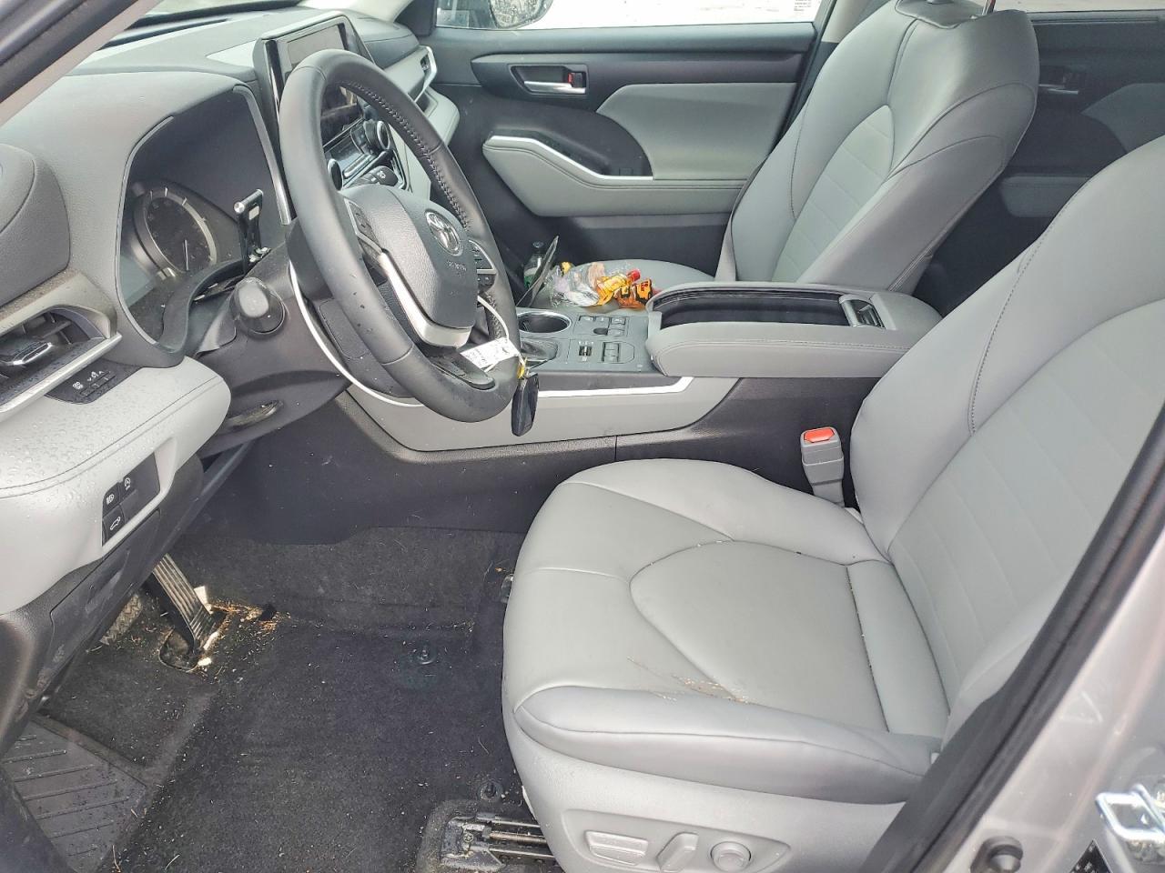 2025 Toyota Highlander Xle - Фото 7