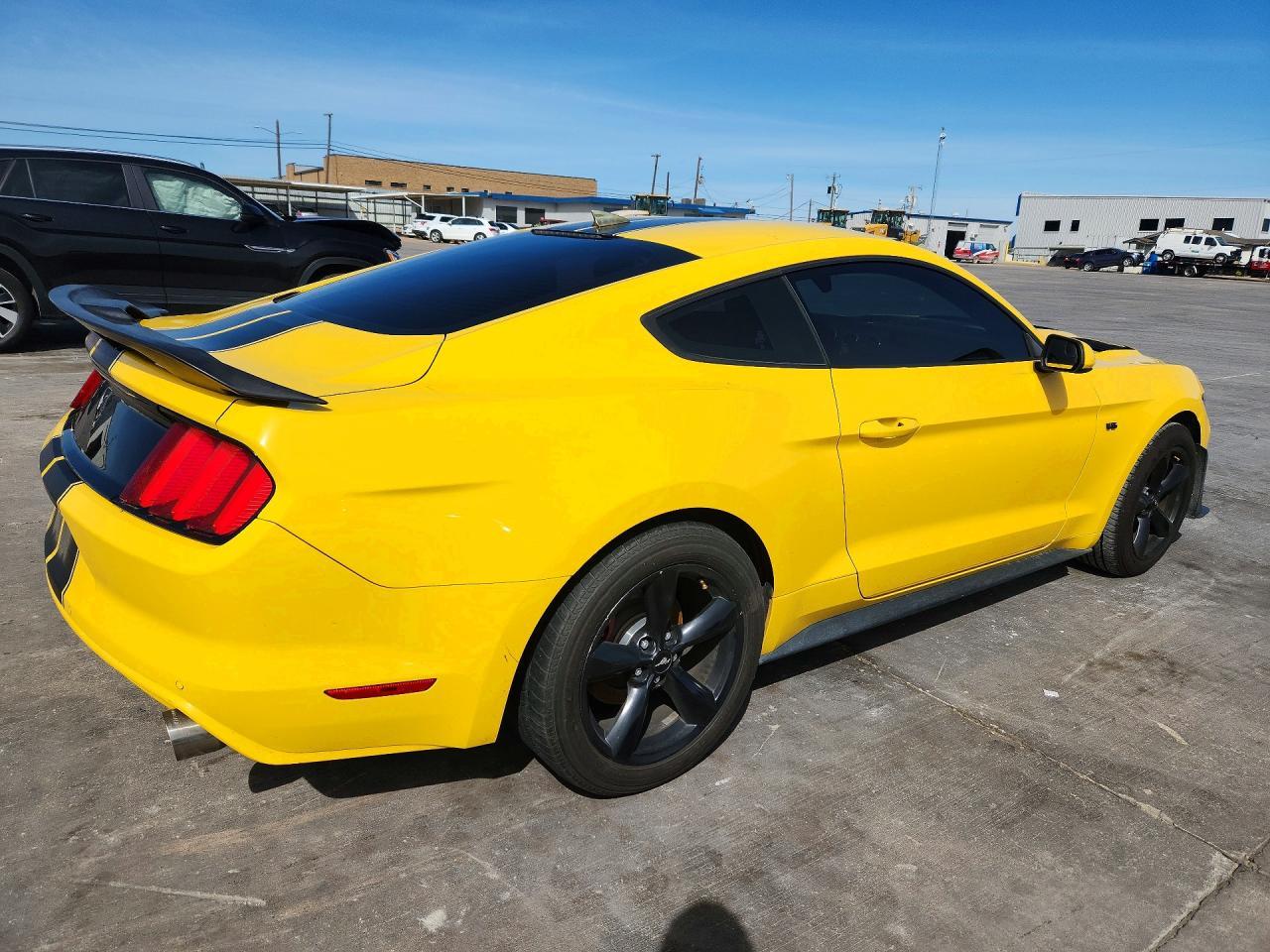 2015 Ford Mustang - Image 3