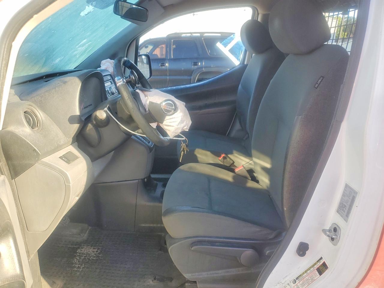 2015 Nissan Nv200 S - Фото 7