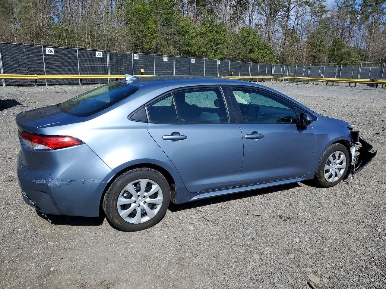 2022 Toyota Corolla Le - Фото 3
