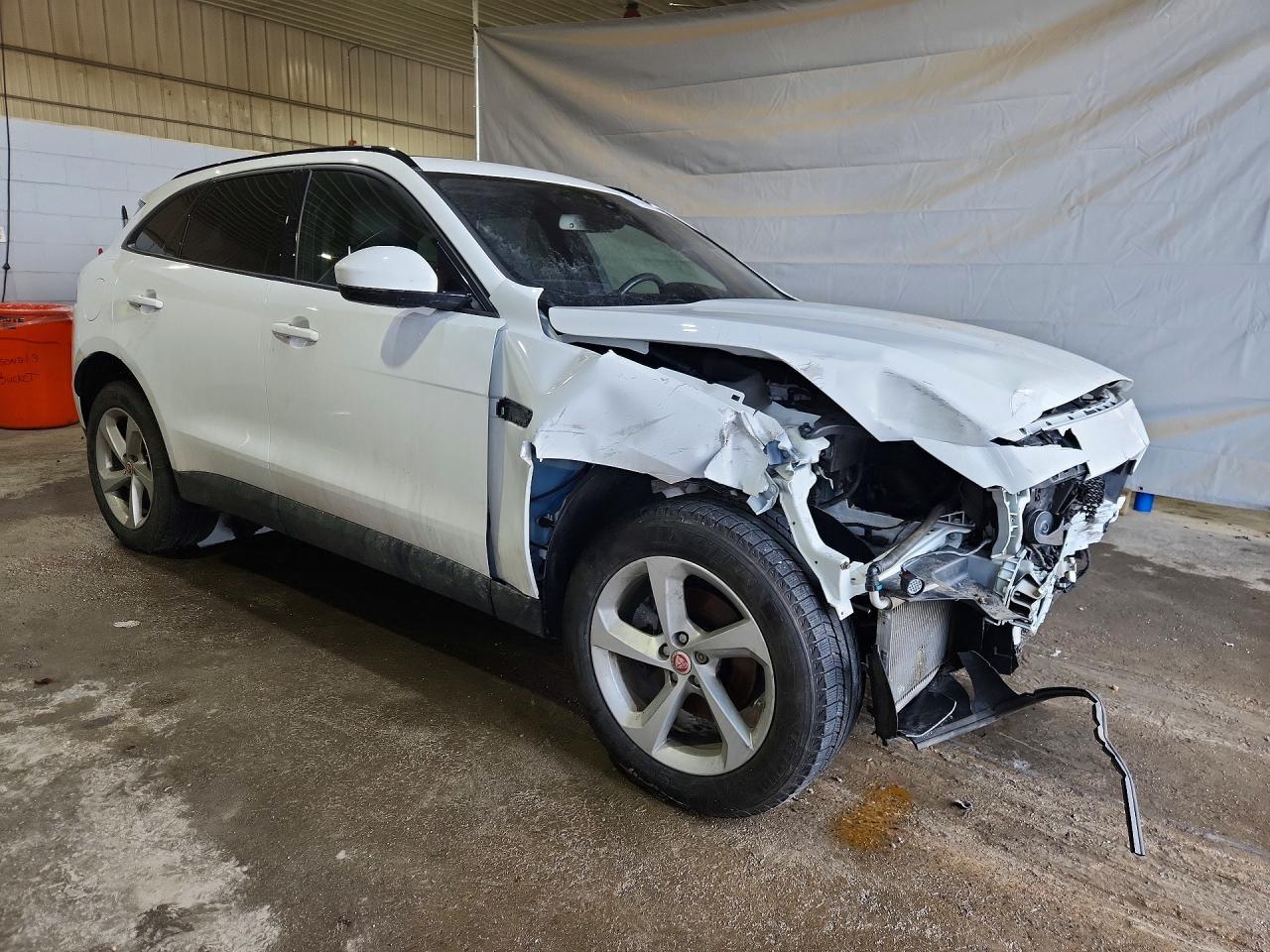 2018 Jaguar F-Pace - Image 4