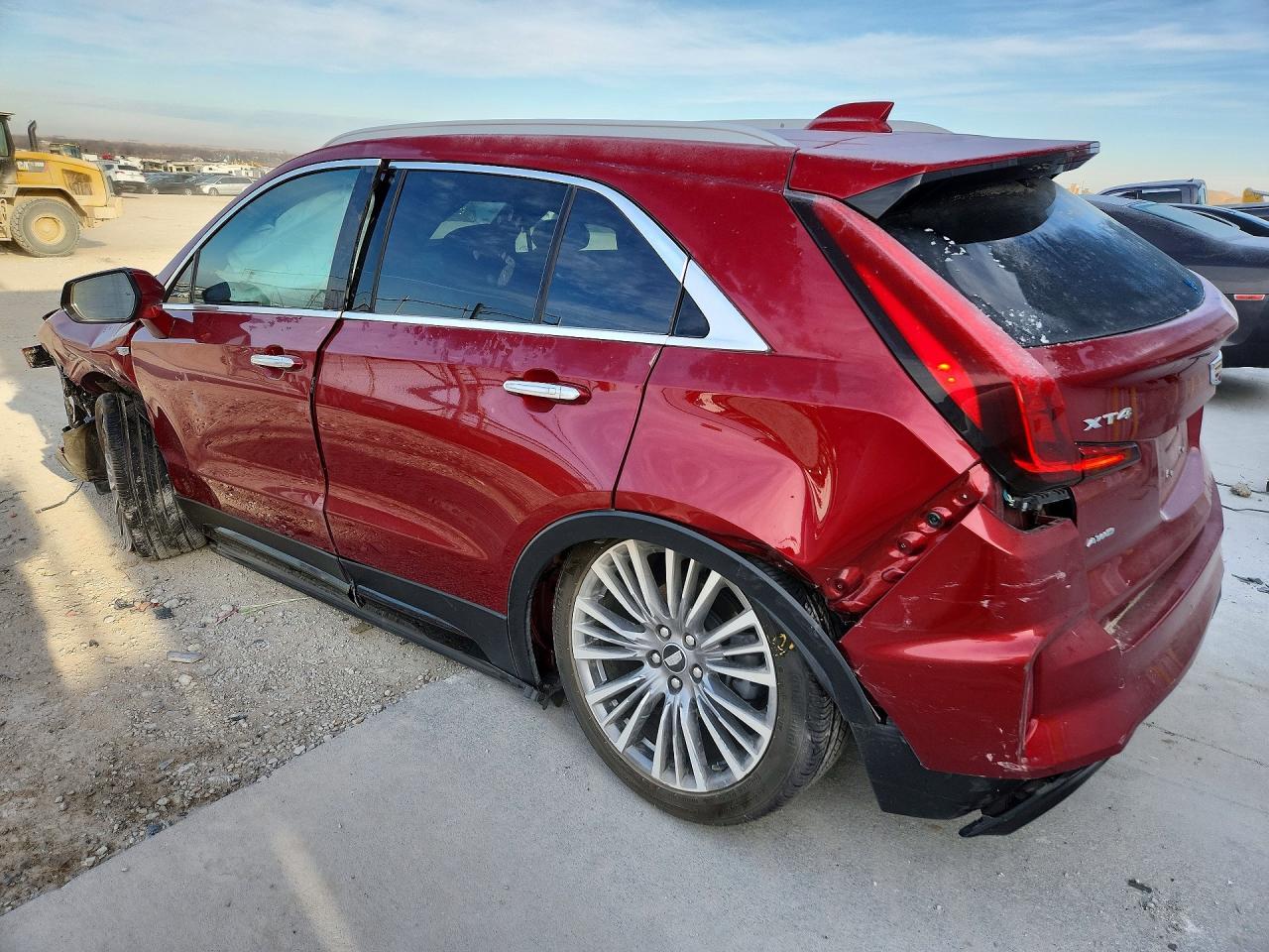 2024 Cadillac Xt4 Premium Luxury - Image 2
