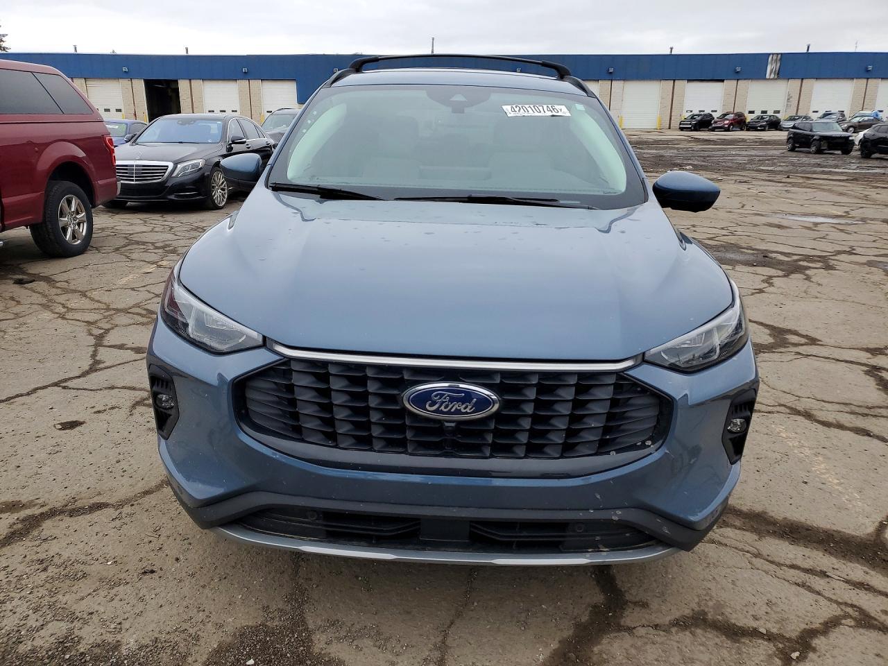 2024 Ford Escape Platinum - Фото 5