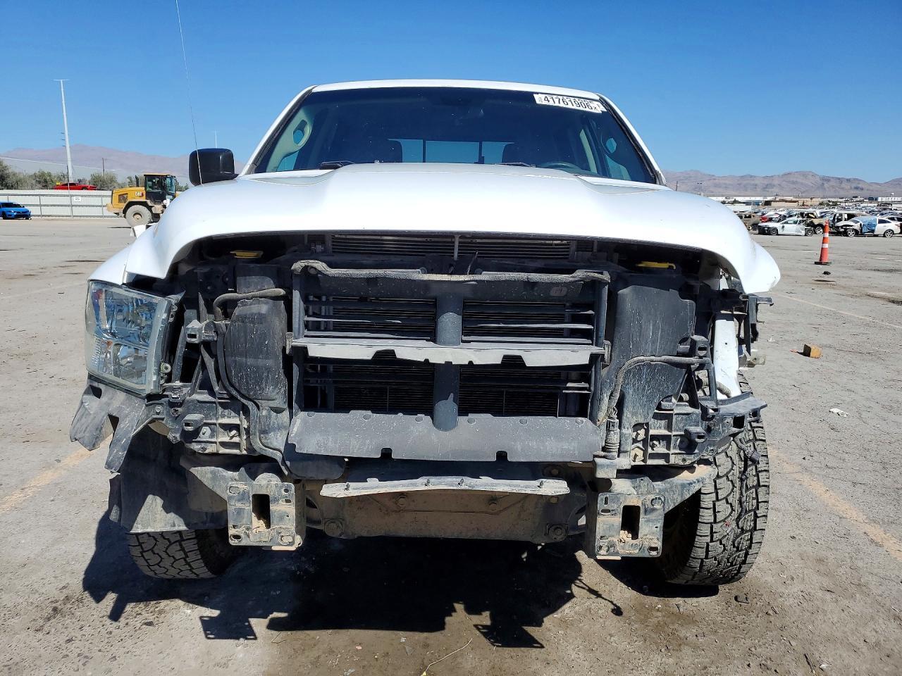 2019 Ram 1500 Classic Slt - Image 5