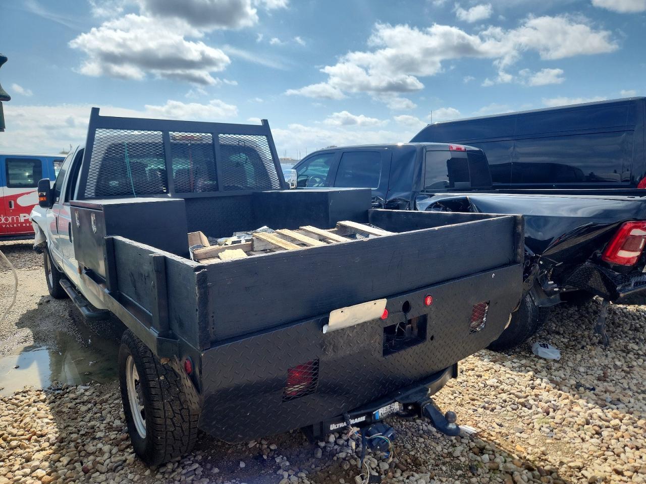 2012 Ford F350 Super Duty Flatbed Truck - Image 3