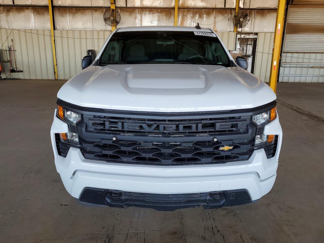 2024 Chevrolet Silverado C1500 Custom - Фото 5