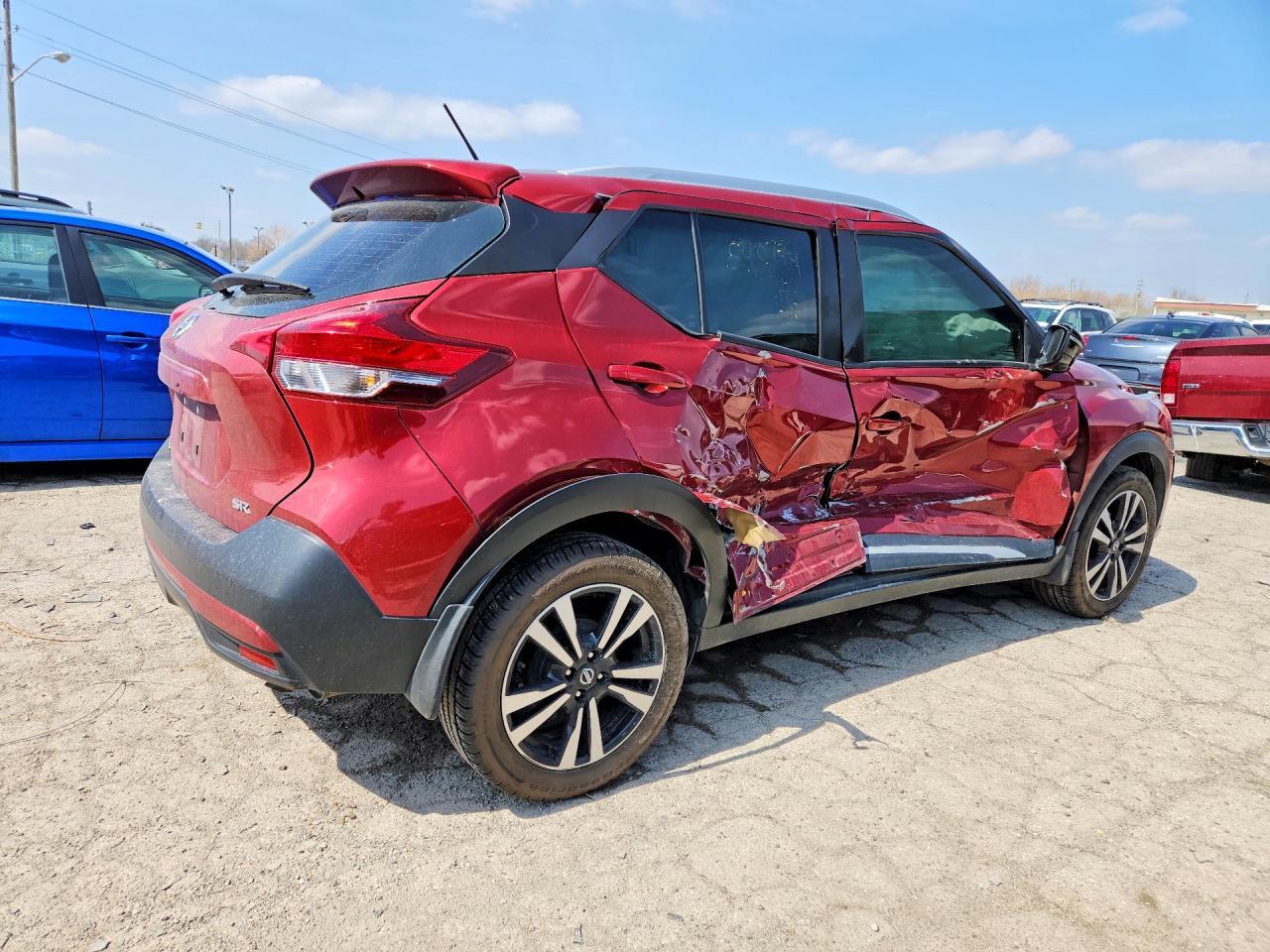 2018 Nissan Kicks Sr - Image 3