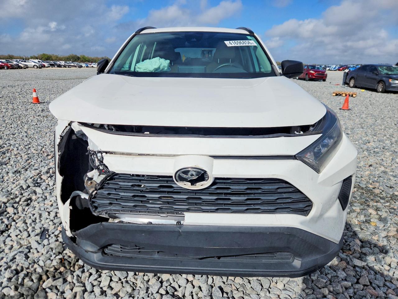 2019 Toyota Rav4 Le - Фото 5