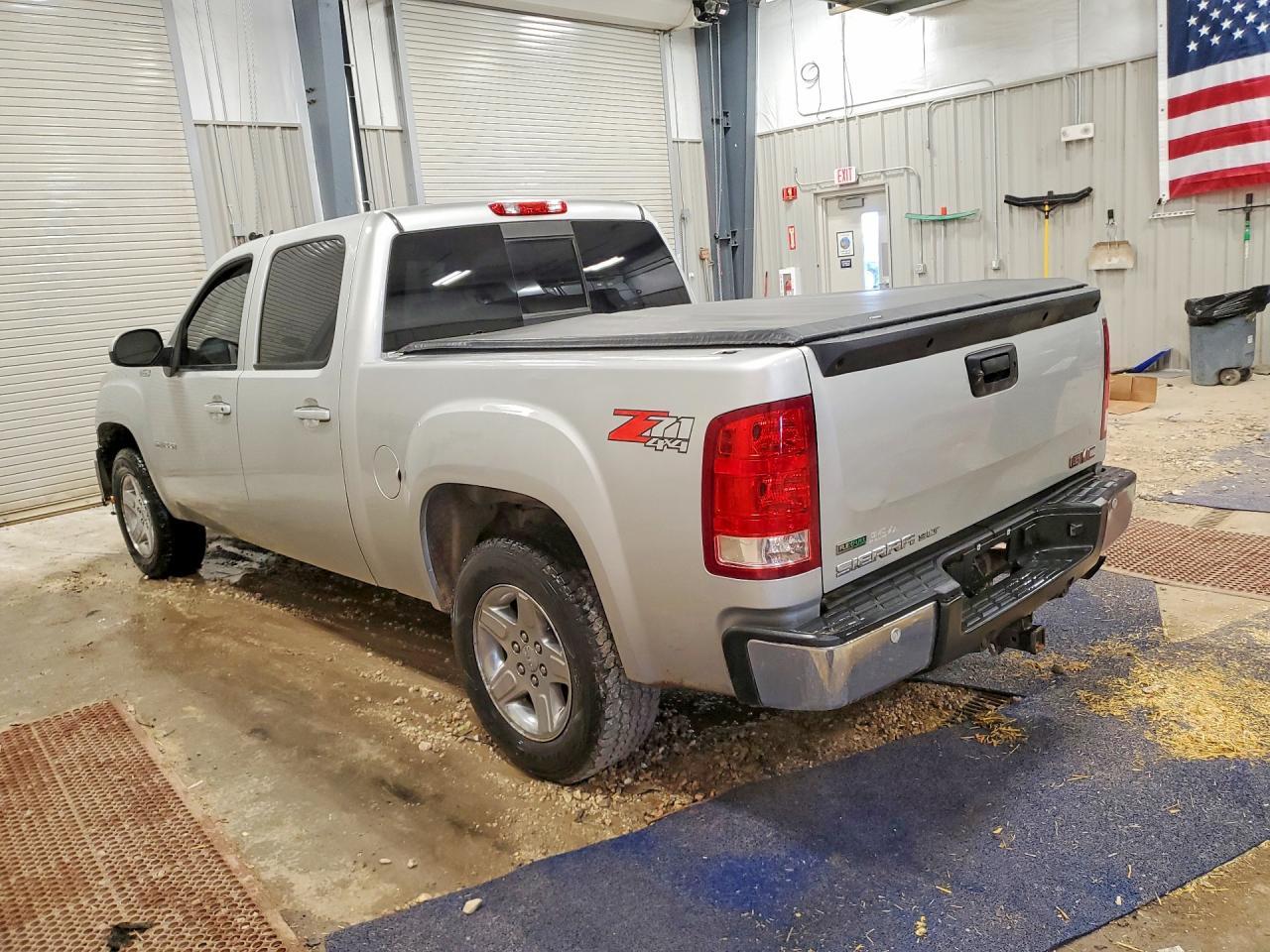 2011 GMC Sierra K1500 Slt - Фото 2