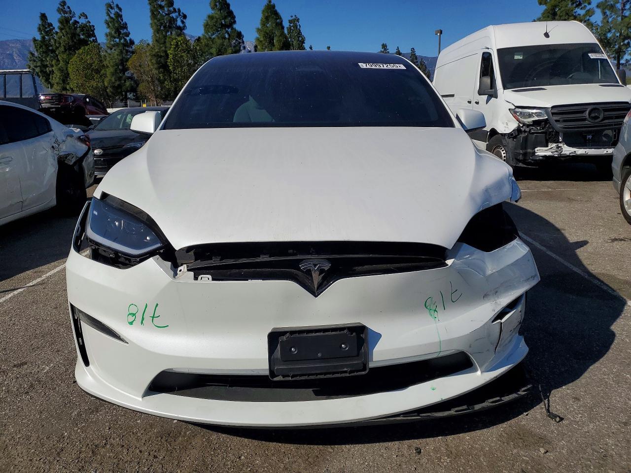 2024 Tesla Model X - Image 5