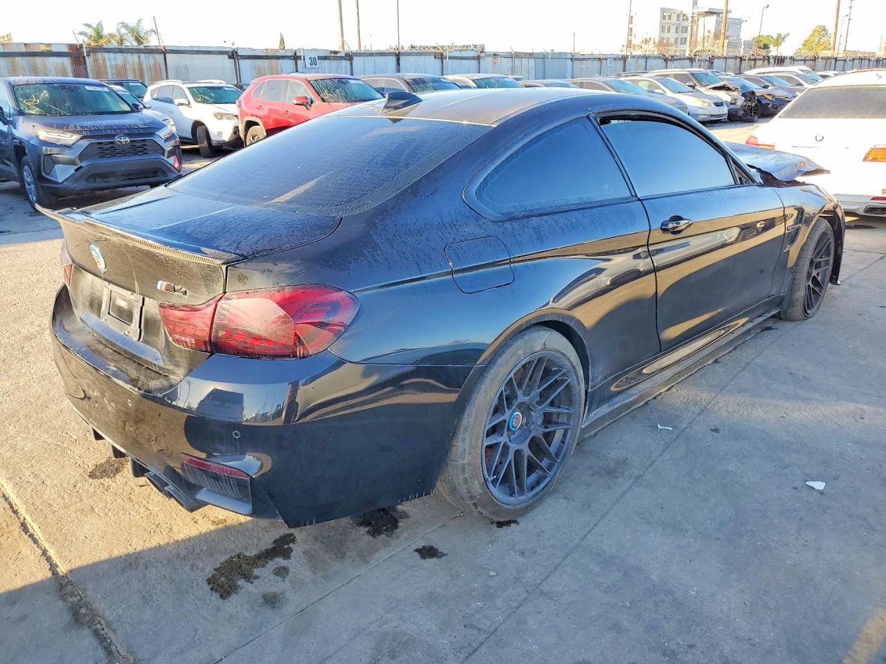 2018 BMW M4 - Фото 3