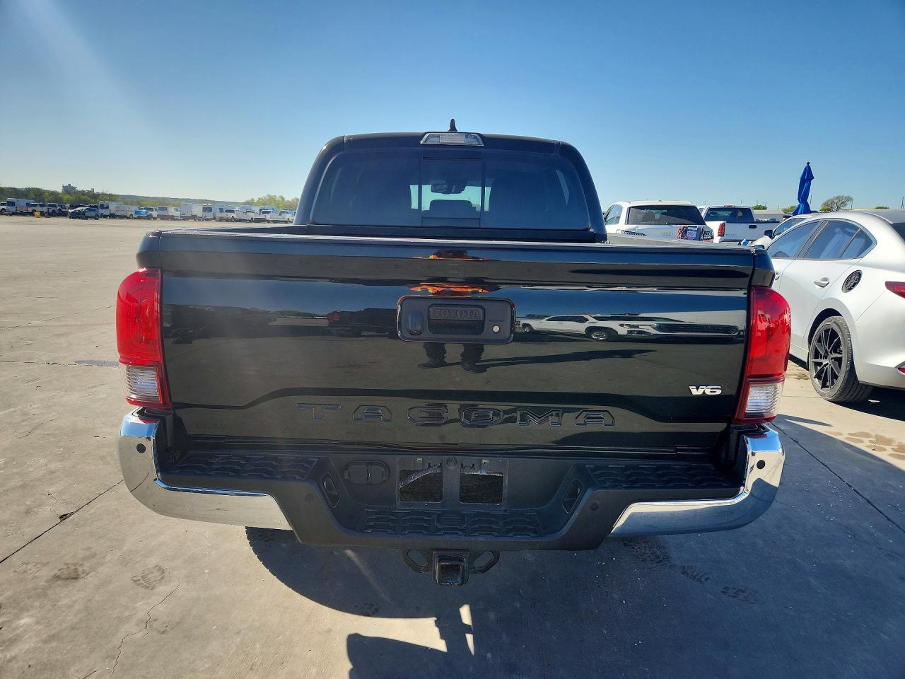 2023 Toyota Tacoma Sr5 V6 - Image 6