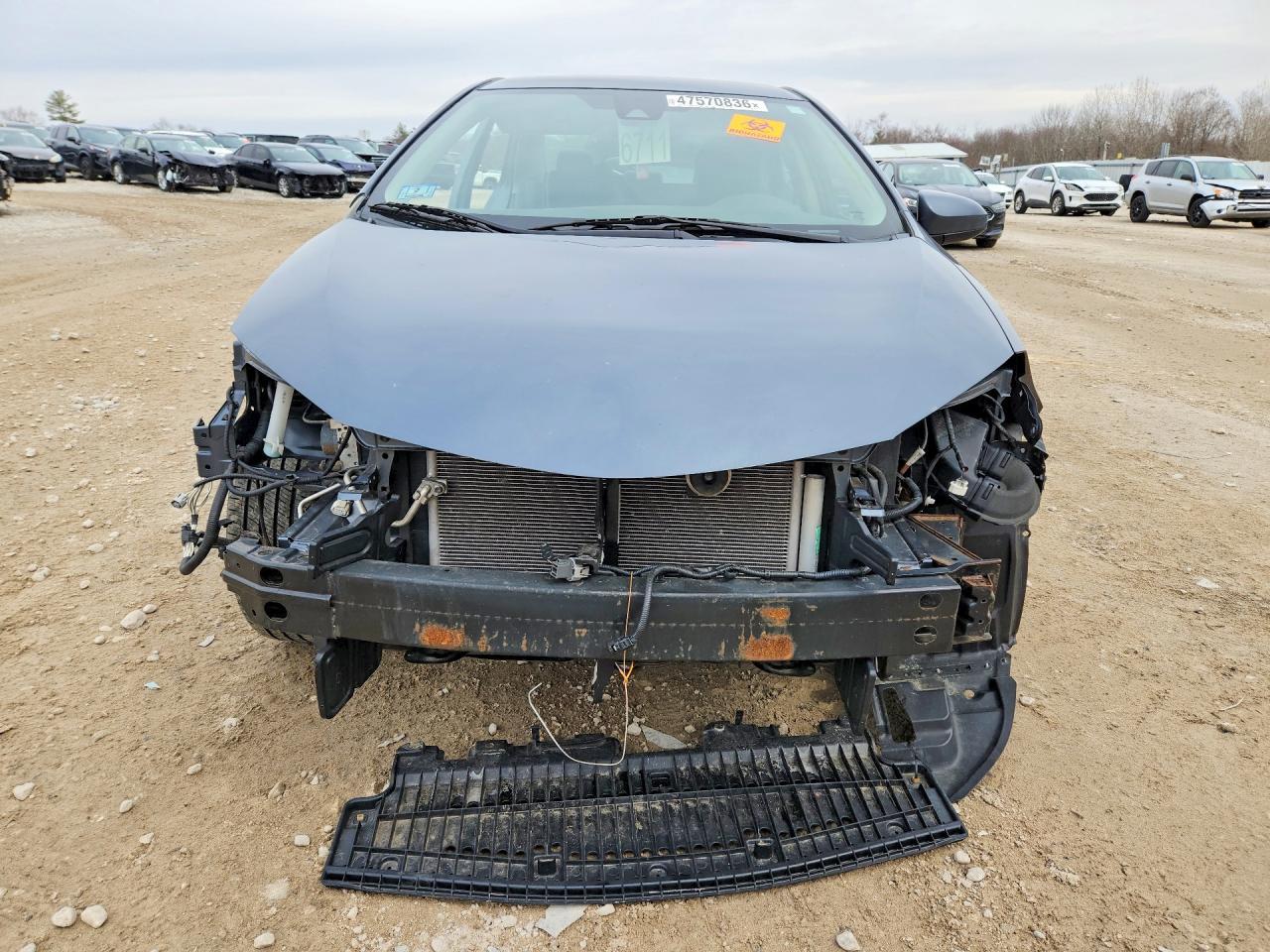 2017 Toyota Corolla Le - Image 5