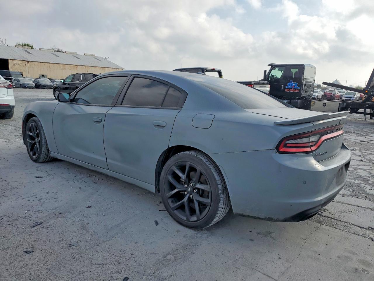 2016 Dodge Charger Sxt - Фото 2