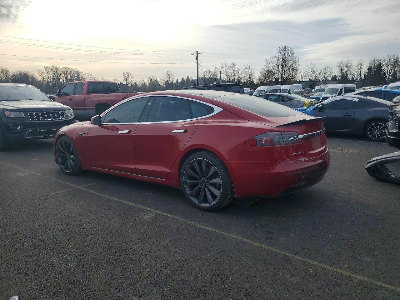 2017 Tesla Model S - Image 2