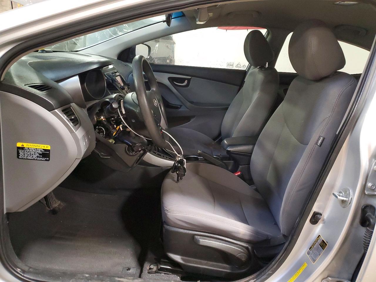 2016 Hyundai Elantra Se - Image 7