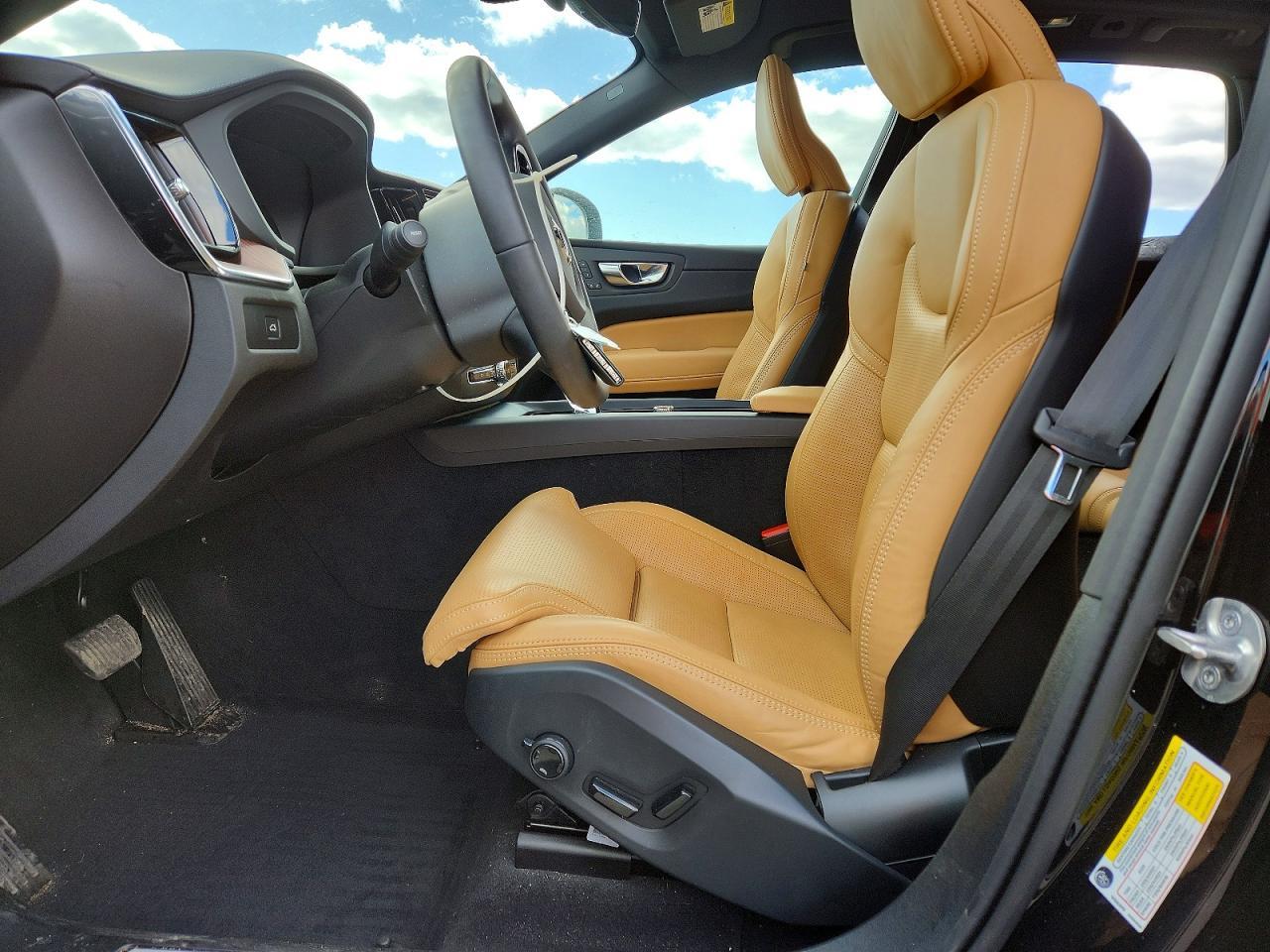 2025 Volvo Xc60 Ultra - Image 7