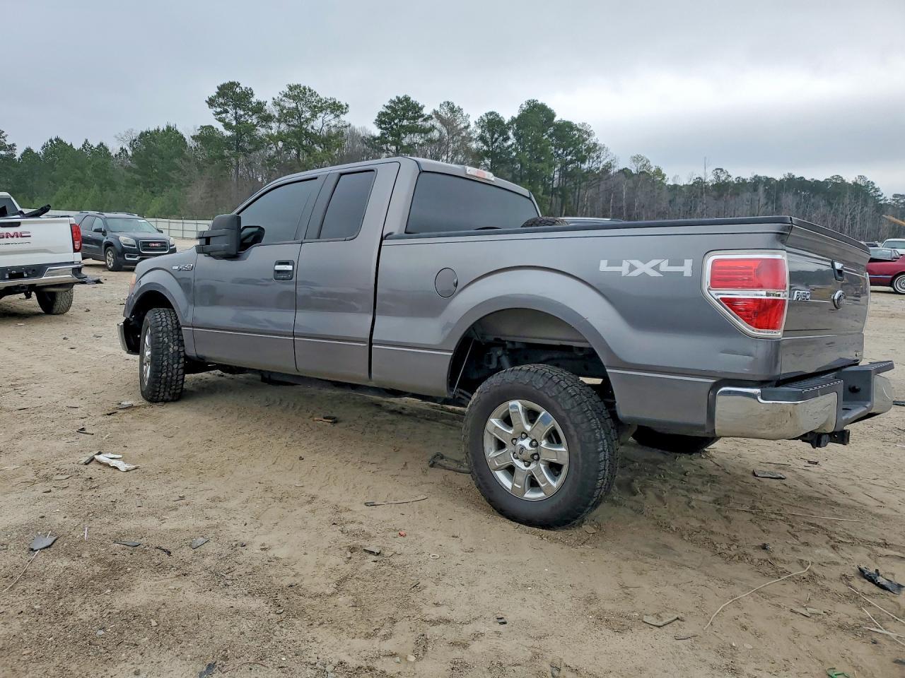 2014 Ford F150 - Image 2