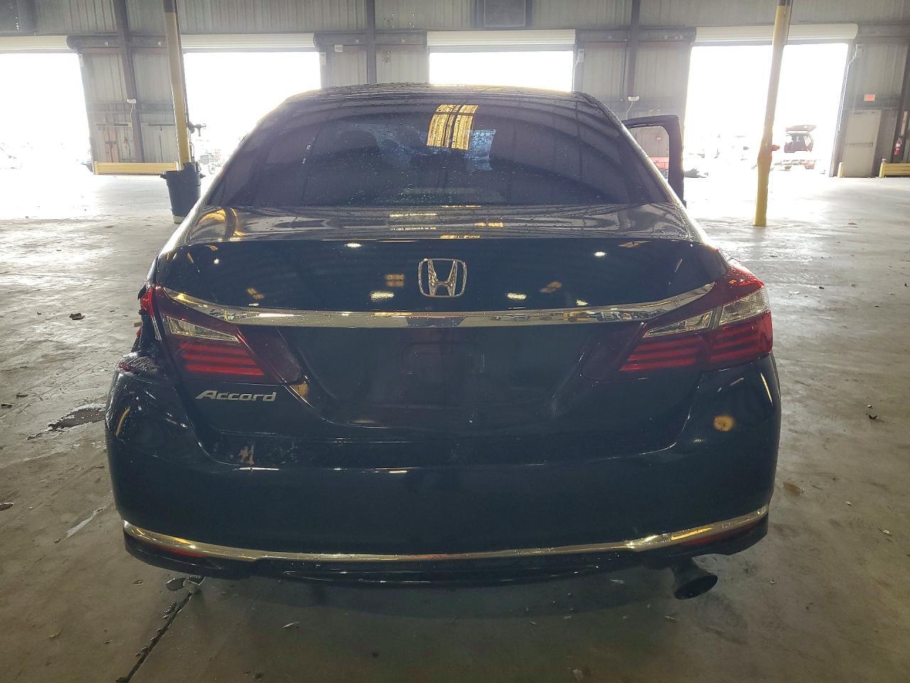 2017 Honda Accord Lx - Фото 6