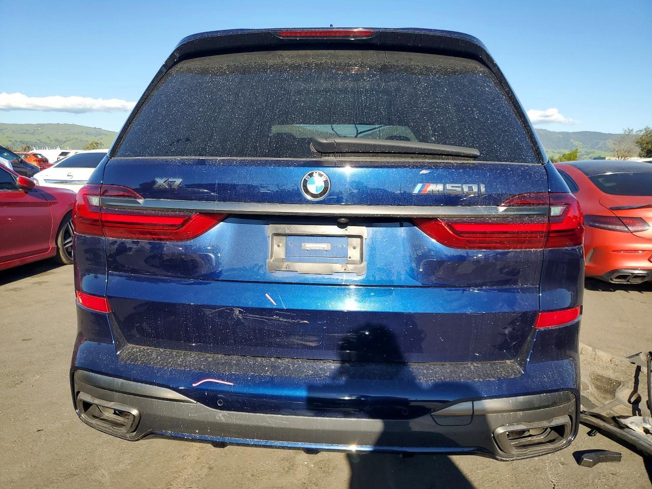 2021 BMW X7 M50I - Фото 6