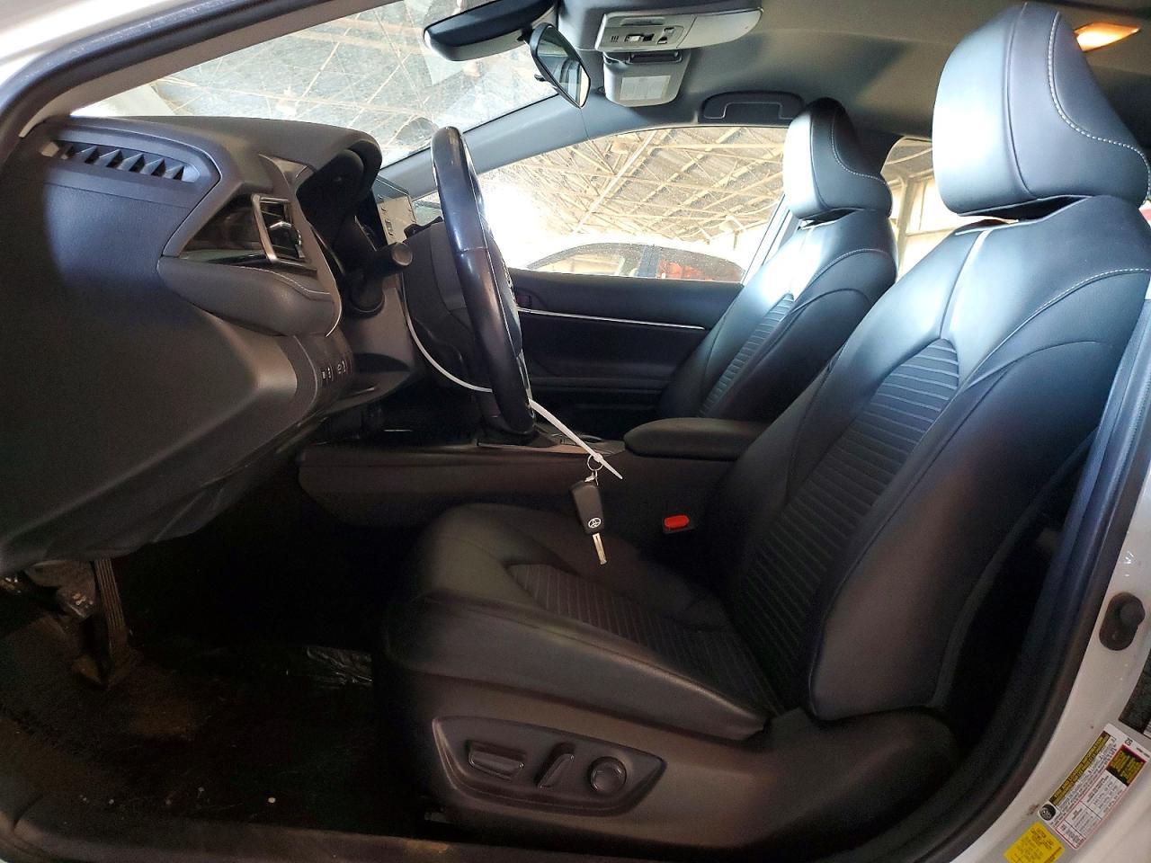 2023 Toyota Camry Se - Image 7