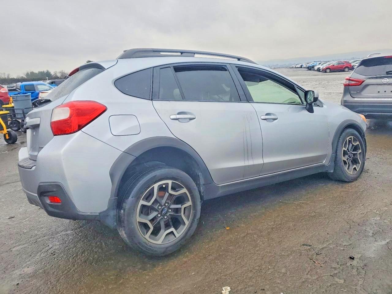 2016 Subaru Crosstrek Premium - Фото 3