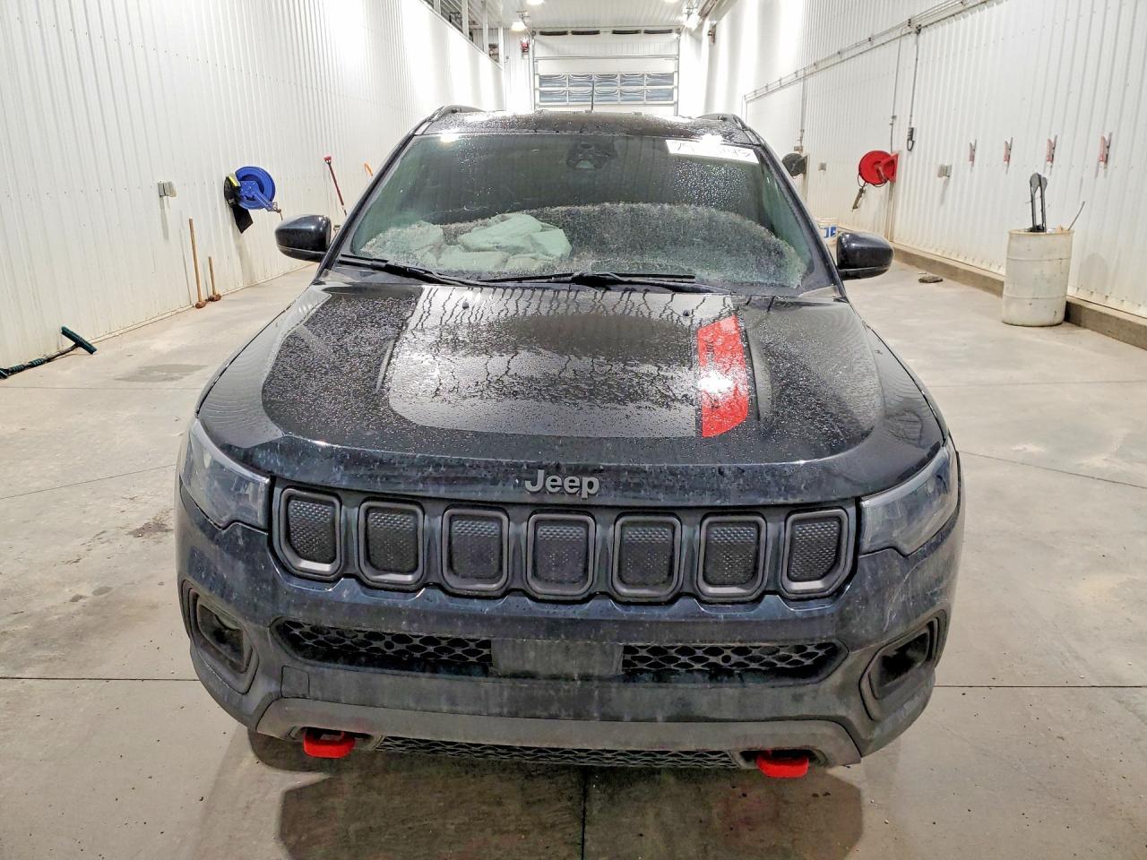 2022 Jeep Compass Trailhawk - Image 5