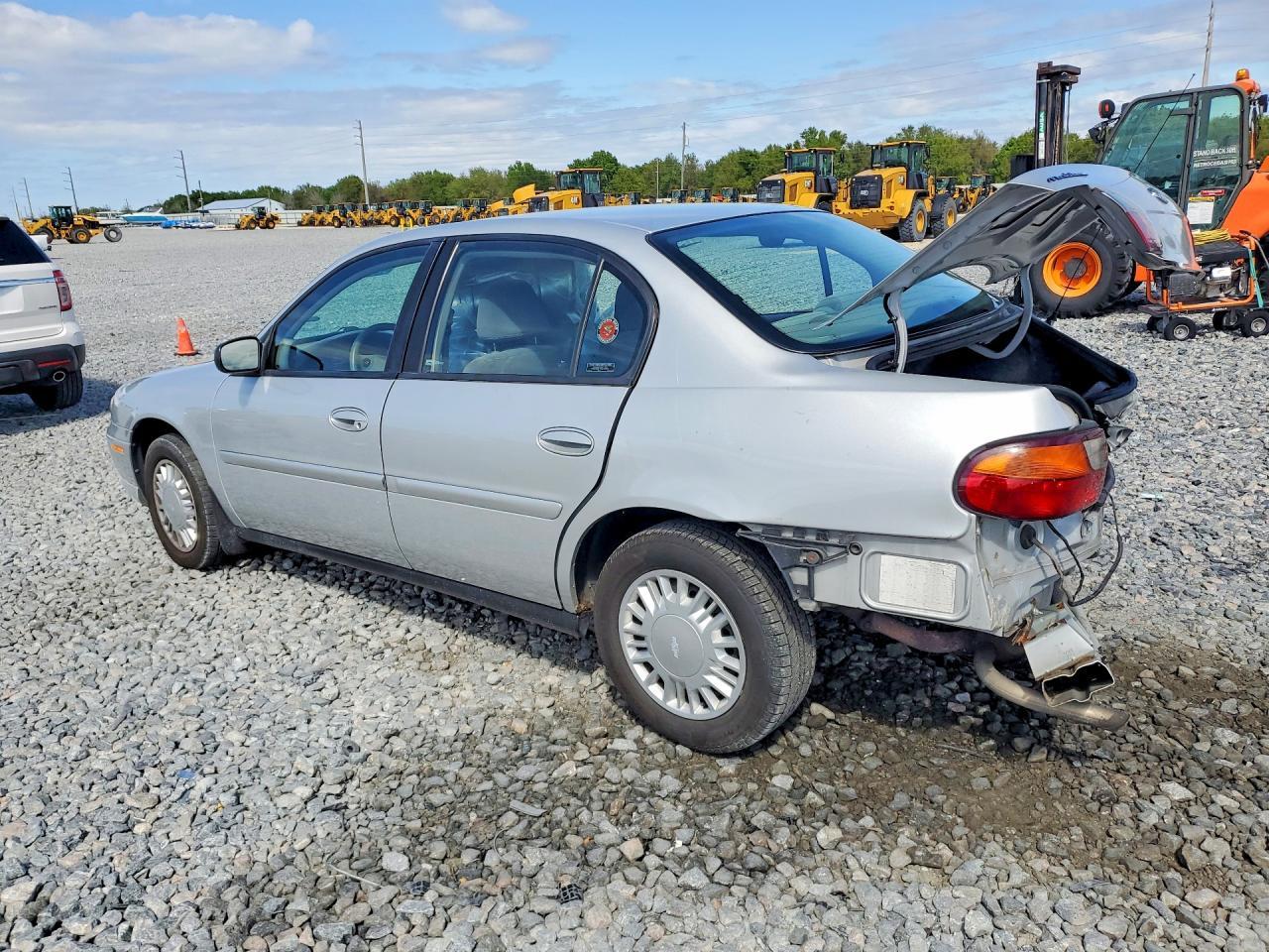 2001 Chevrolet Malibu - Image 2