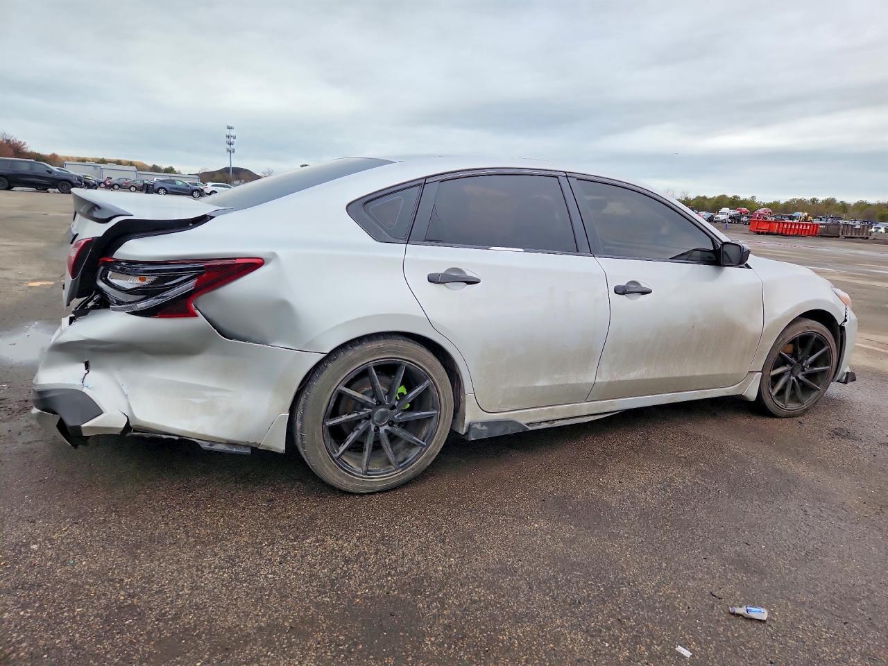 2017 Nissan Altima 2.5 Sr - Фото 3