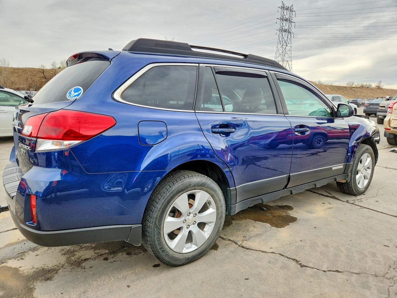2011 Subaru Outback 2.5I Limited - Фото 3