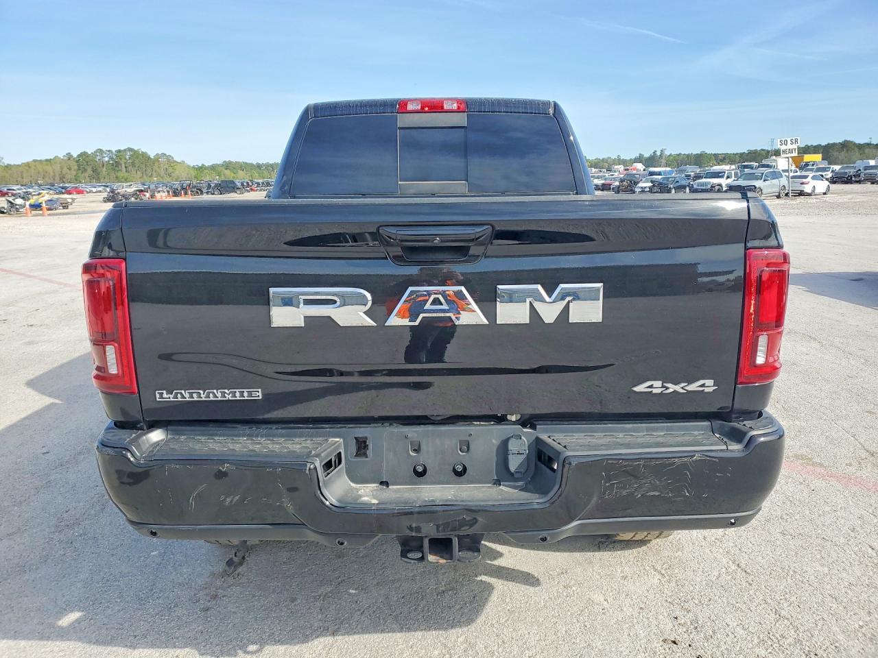 2025 Ram 2500 Laramie - Фото 6