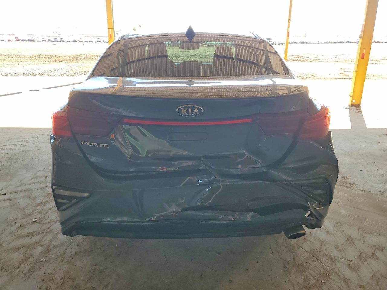 2020 Kia Forte Lxs - Фото 6