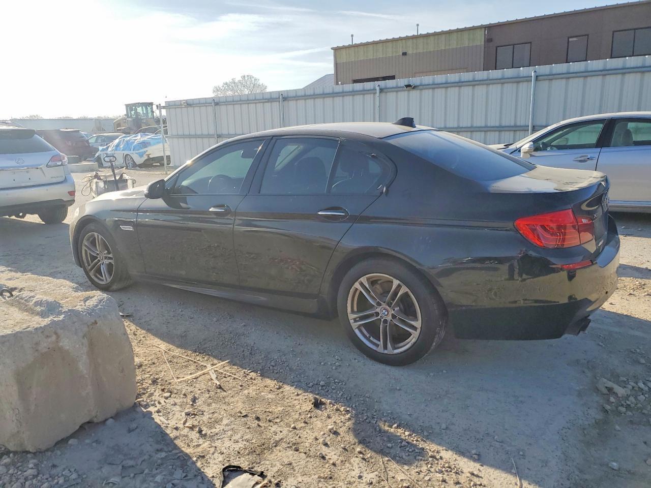 2014 BMW 528 Xi - Фото 2