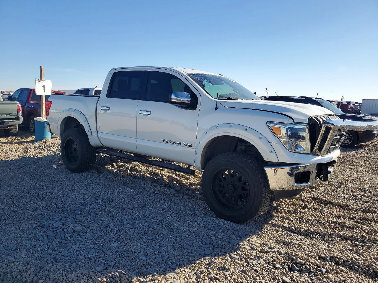 2018 Nissan Titan Sl - Image 4