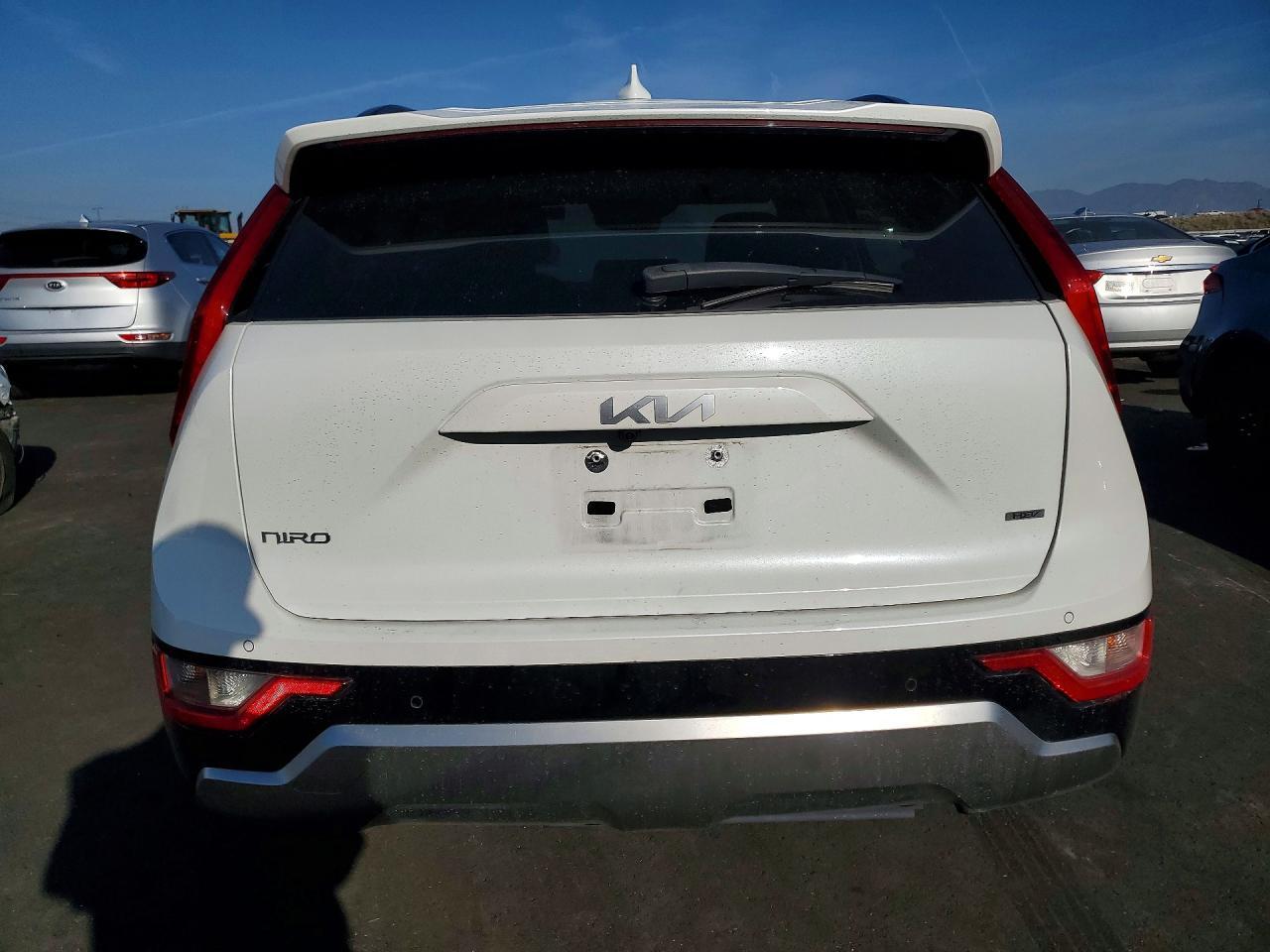 2023 Kia Niro Ex Touring - Фото 6