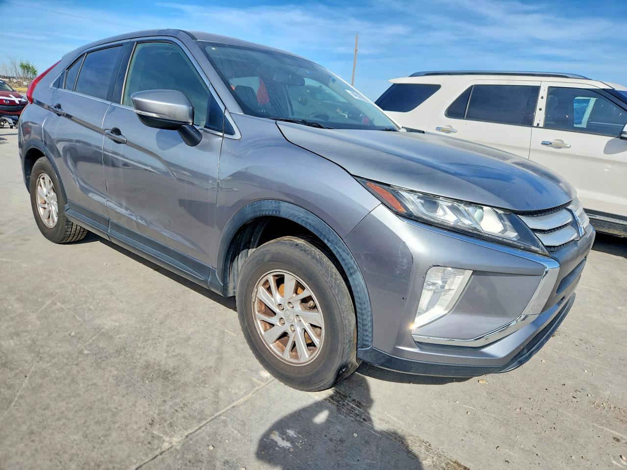 2019 Mitsubishi Eclipse Cross Es - Фото 4