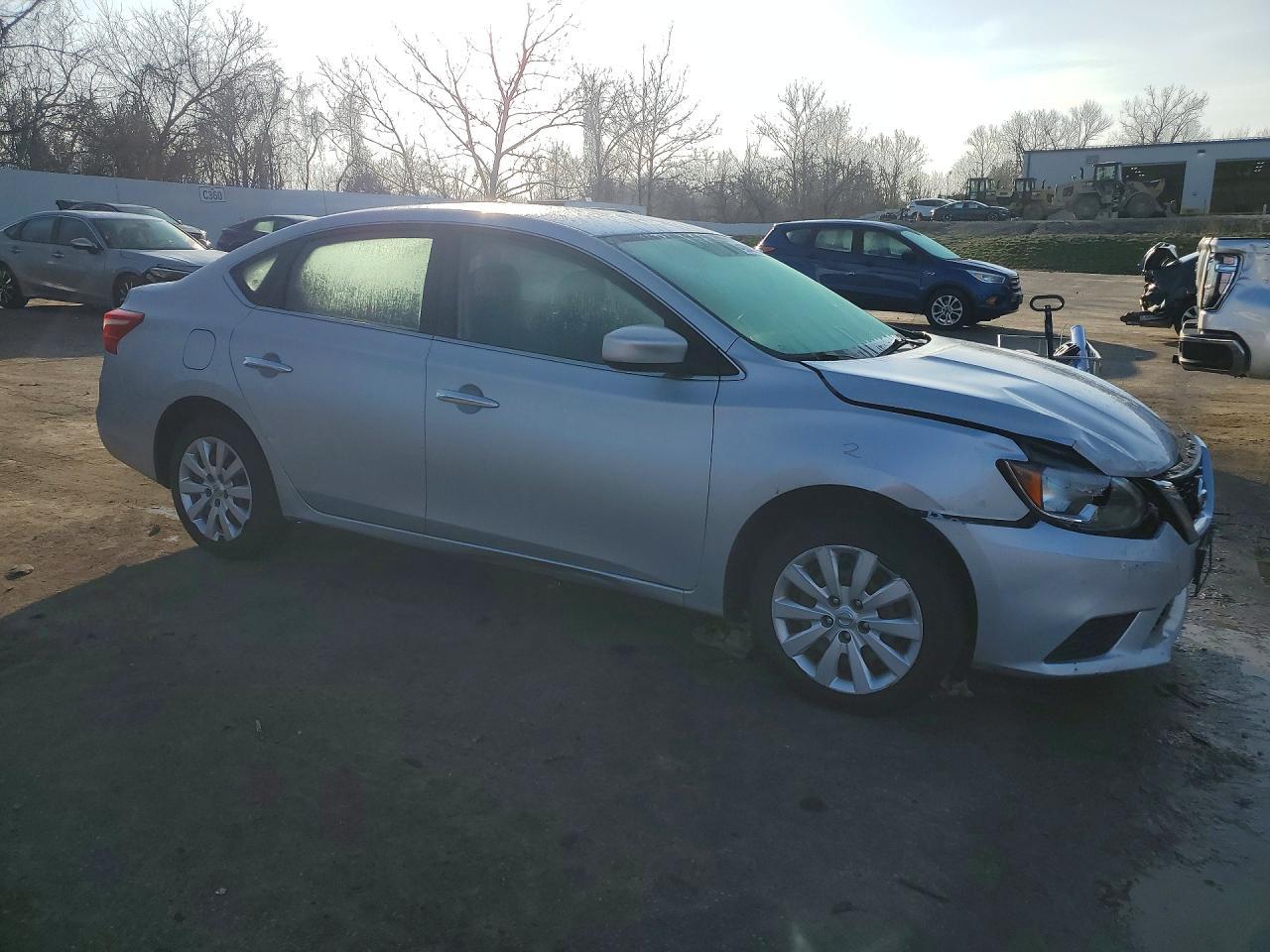 2019 Nissan Sentra S - Image 4