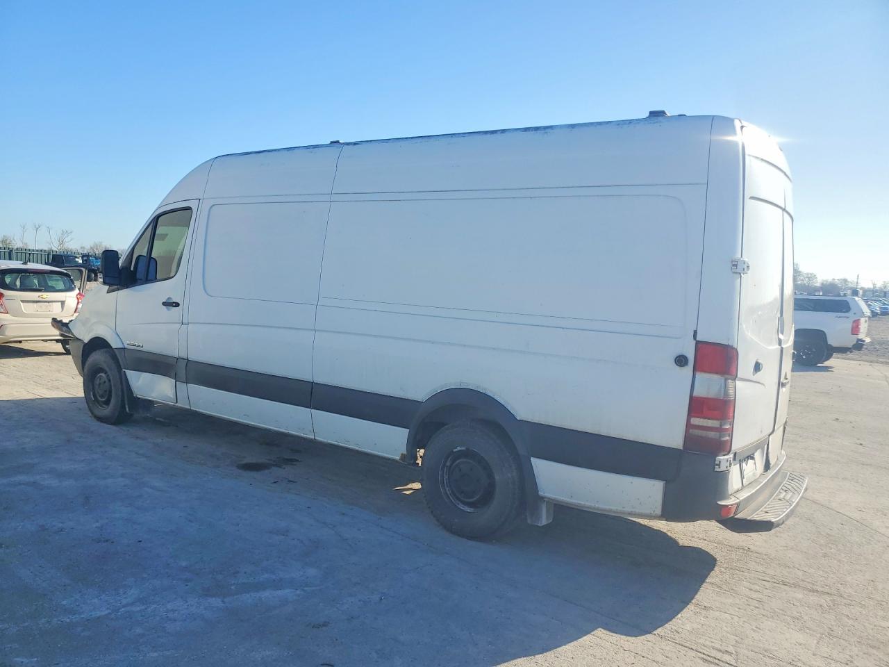 2008 Dodge Sprinter 2500 - Image 2