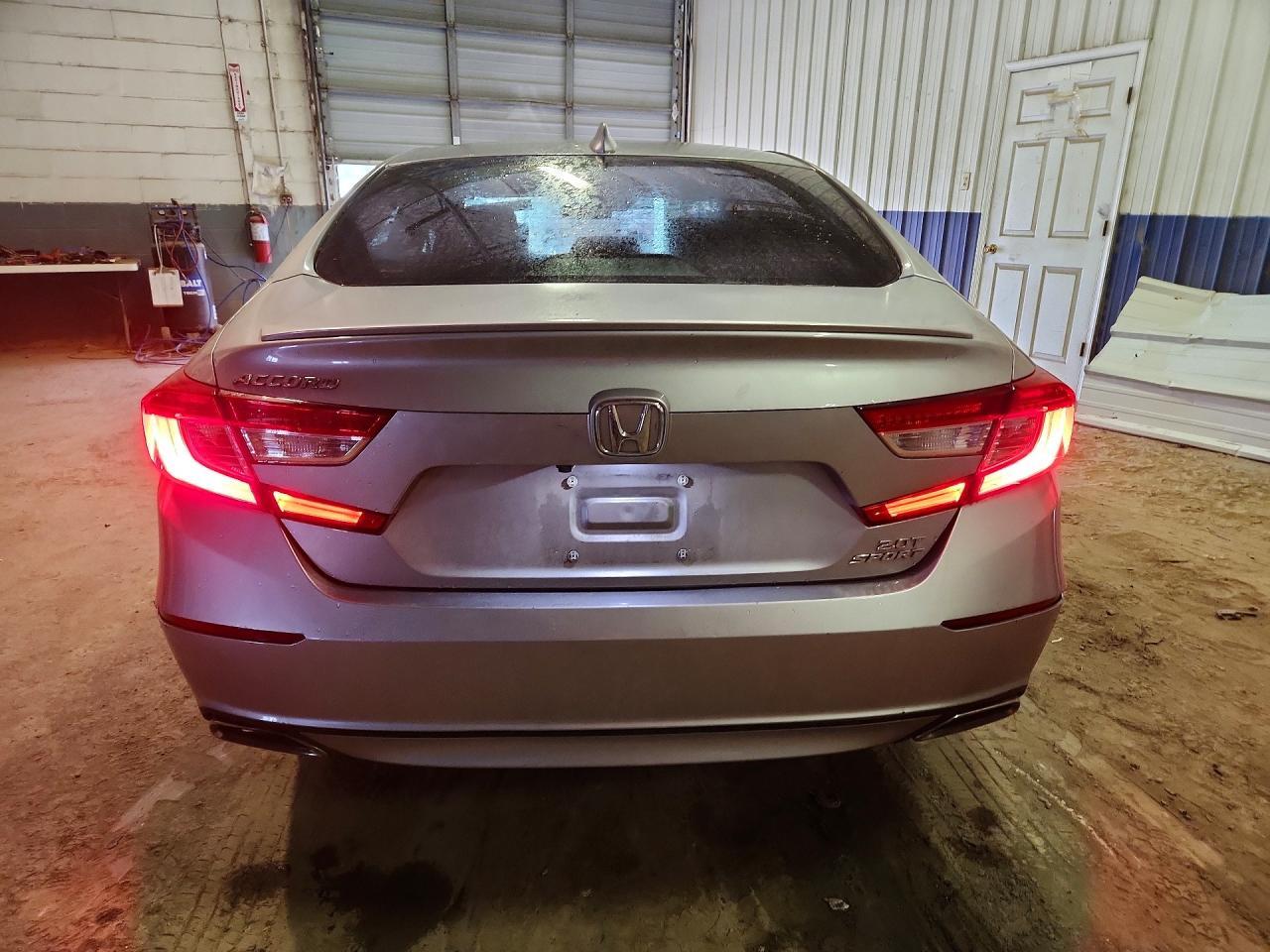 2019 Honda Accord Sport - Image 6
