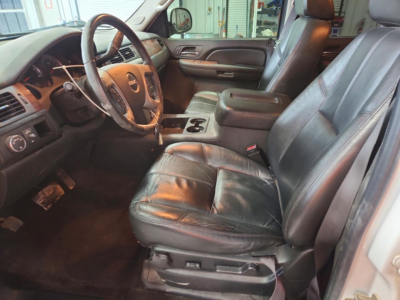 2009 GMC Yukon Slt - Image 7