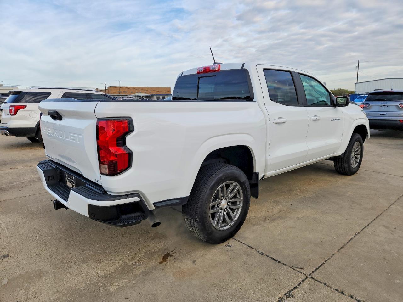 2023 Chevrolet Colorado Lt - Фото 3