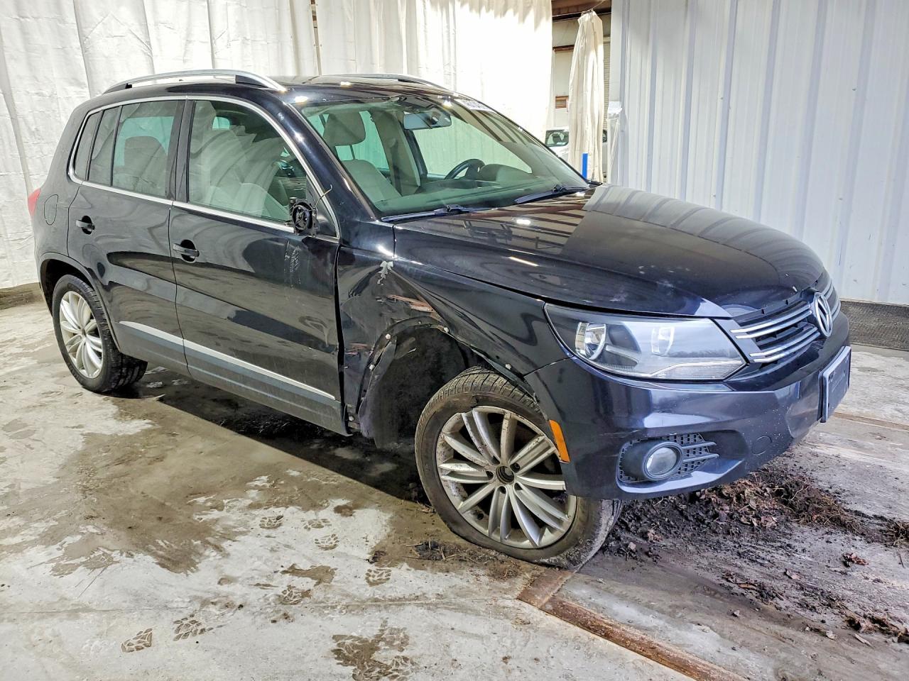 2012 Volkswagen Tiguan S - Фото 4