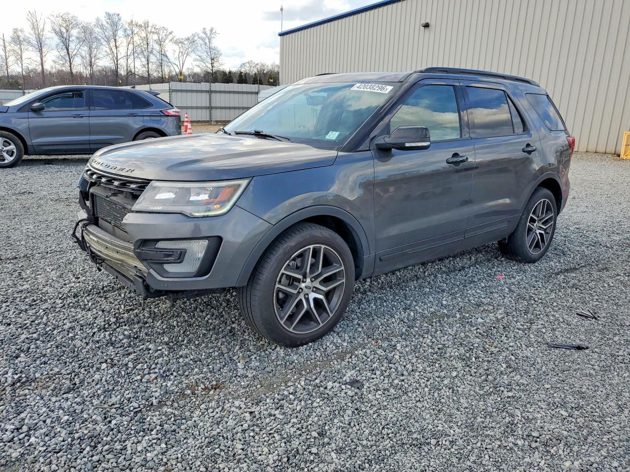 2016 Ford Explorer Sport