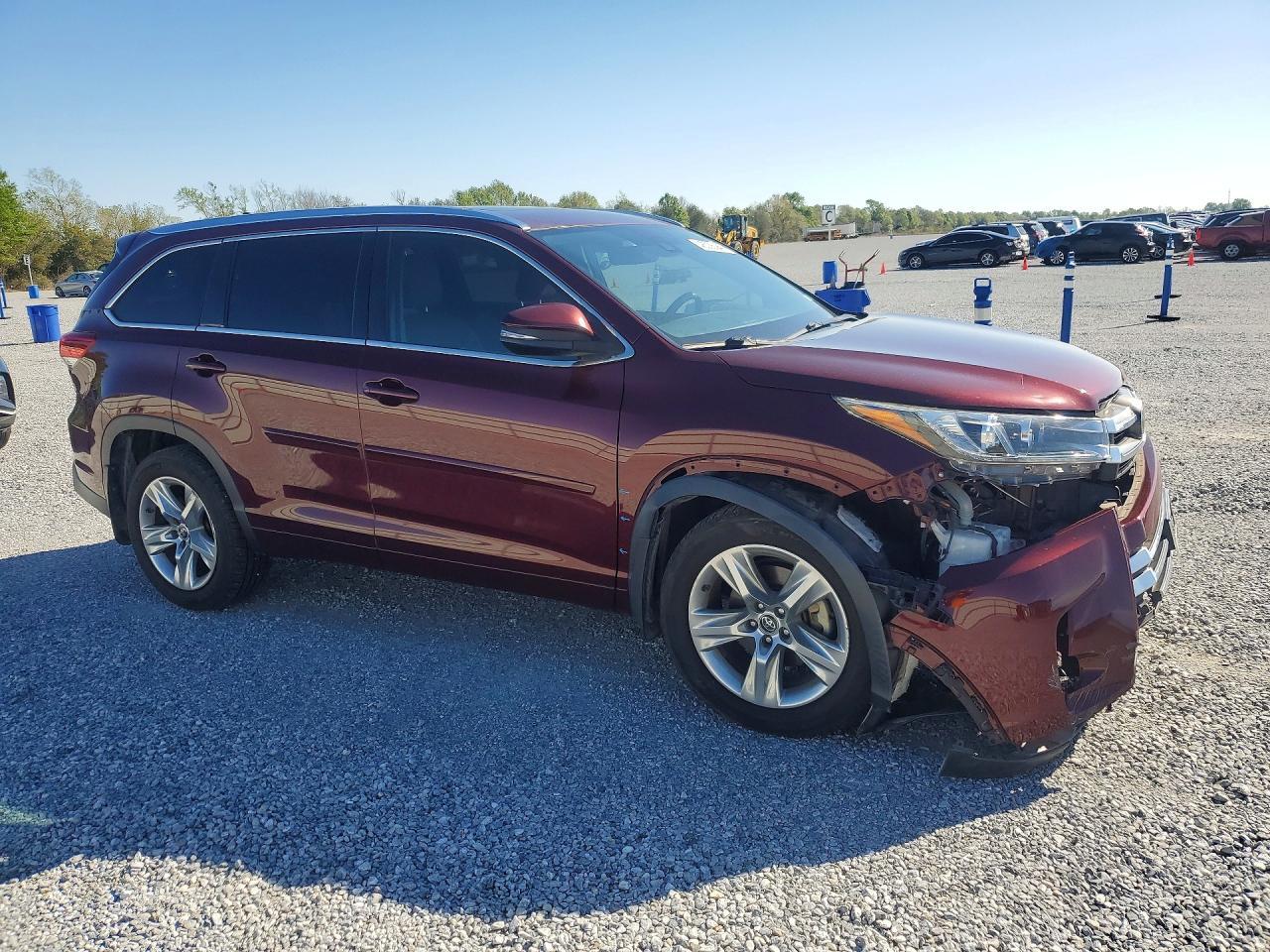 2017 Toyota Highlander Limited - Фото 4