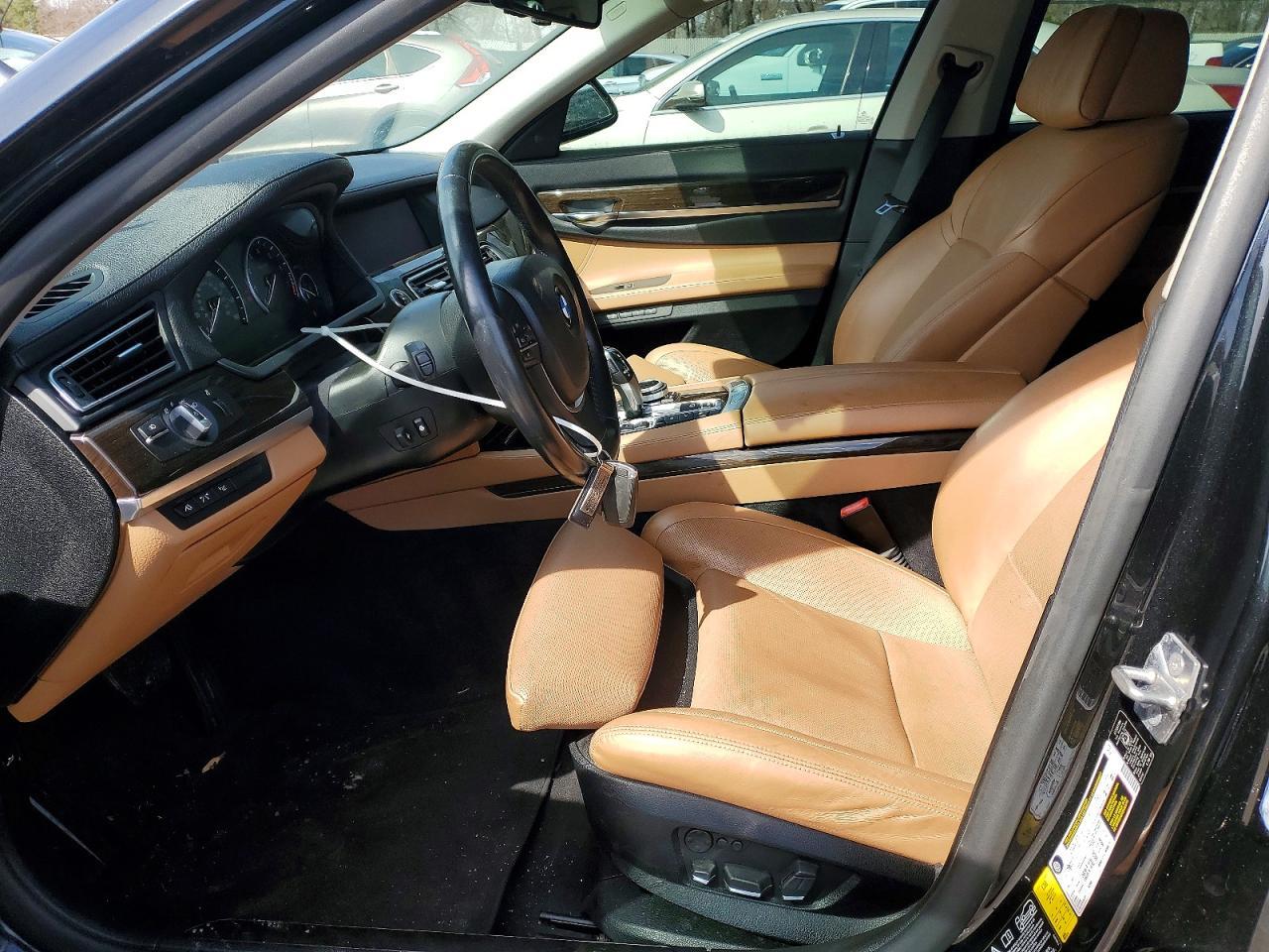 2012 BMW 750 Xi - Фото 7