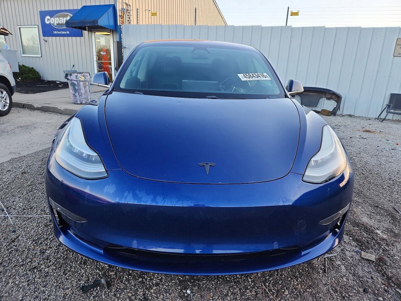 2018 Tesla Model 3 - Image 5