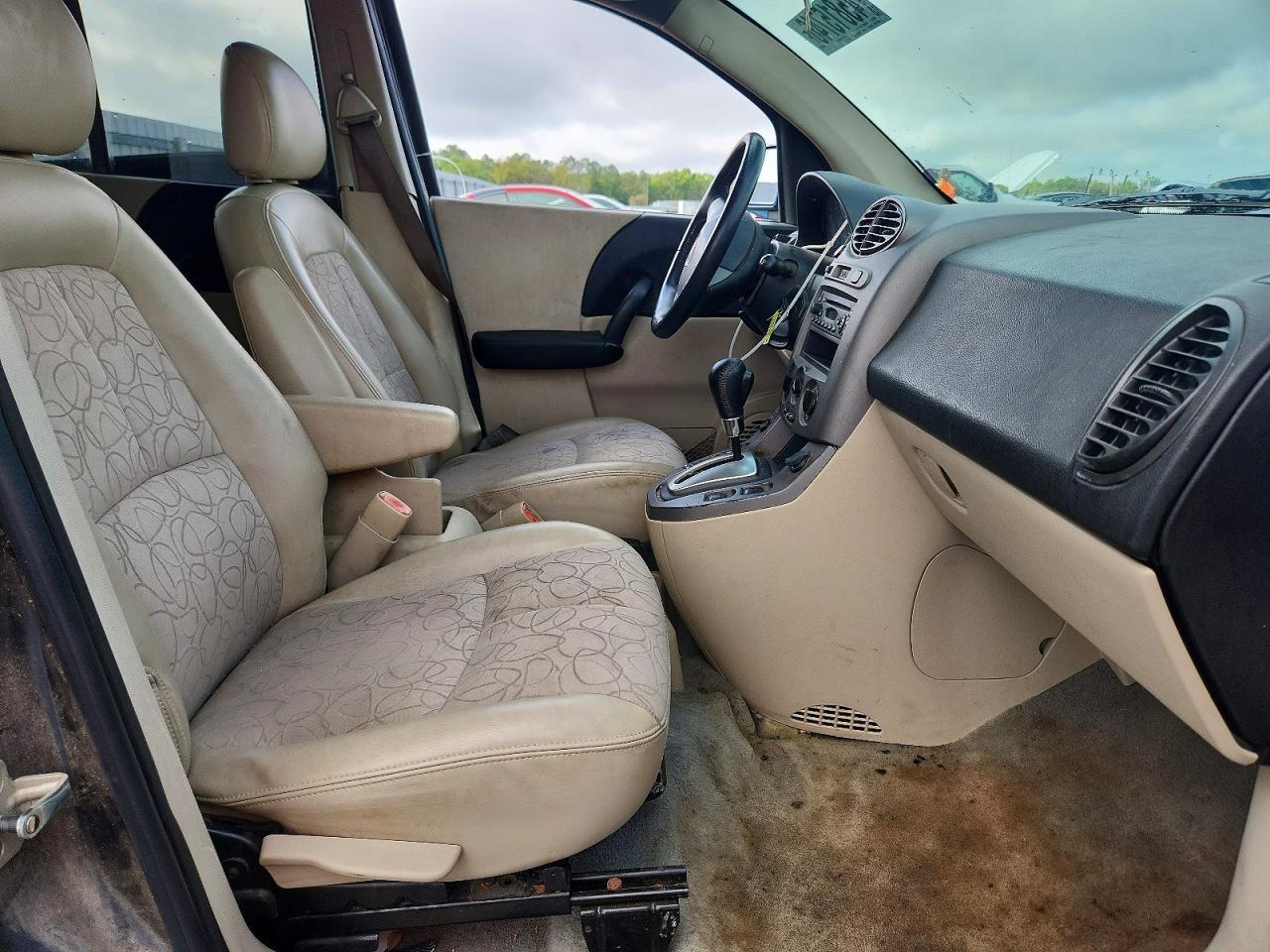 2005 Saturn Vue - Image 7